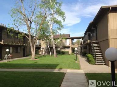 Main picture of 1951 Scarborough Dr
