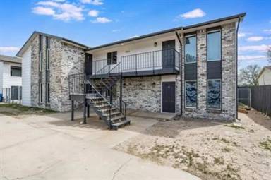 Main picture of 1515 E El Monte St