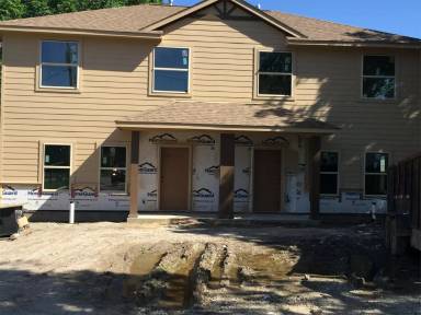 Main picture of 204 Luther St
