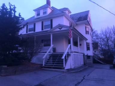 Main picture of 279 Orange St