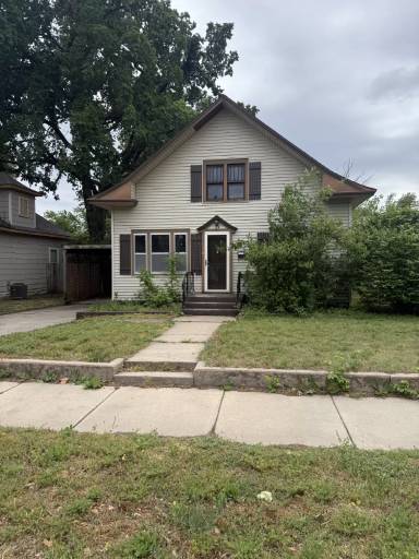 Main picture of 407 E 11th Ave