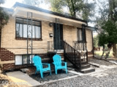 Main picture of 2591 Pierce St