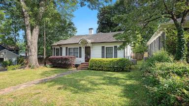 Main picture of 2141 Delano Dr NE