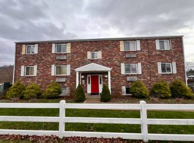 Main picture of 946 Carle St