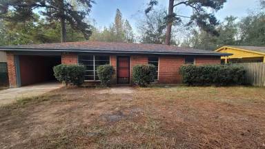 Main picture of 2503 Holland St