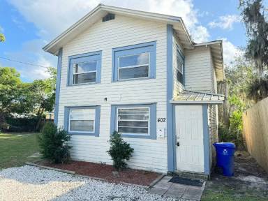 Main picture of 402 Lenox St