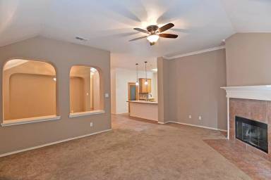 Main picture of 1073 Red Hawk Dr