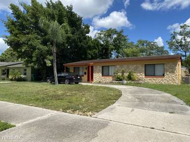 Main picture of 406 E State Road 434