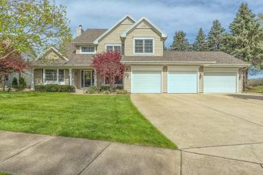Main picture of 7452 Dunross Dr