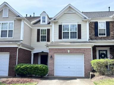 Main picture of 7031 Racine Way