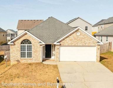Main picture of 547 Lory Ln