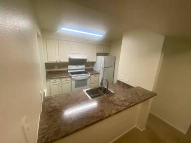 Main picture of 13716 15th Ave NE