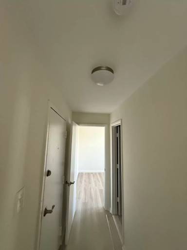 Main picture of 660 Kenyon St NW