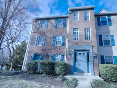 Main picture of 1420 Greendale Ct