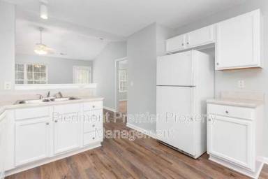 Main picture of 6204 Creekbrooke Ct