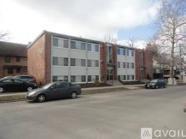 Main picture of 1680 Lincoln Ave