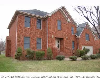 Main picture of 636 Hidden Falls Ln