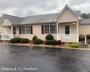Main picture of 225 Ripley Dr