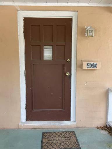 Main picture of 405 1st Ave NE