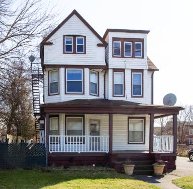 Main picture of 8415 Detroit Ave