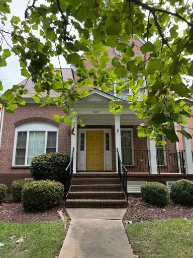 Main picture of 300 Walt Whitman Ave