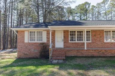 Main picture of 412 Brownwood Dr