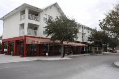 Main picture of 3104 Town Ave