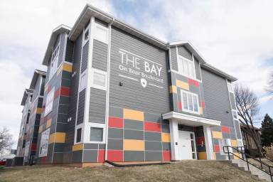 Main picture of 627 E Bear Blvd
