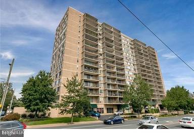 Main picture of Fourteen-O-One Condos
