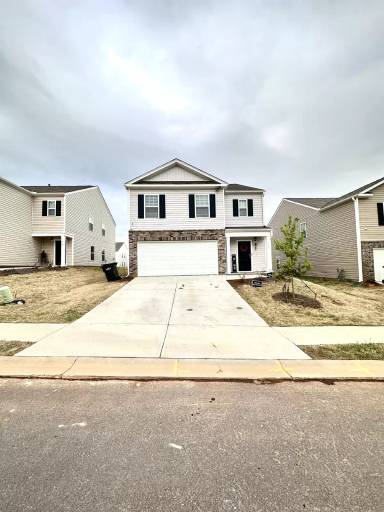 Main picture of 114 Green Oak Dr