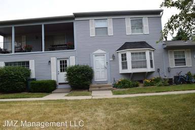 Main picture of 212 Lake Village Dr