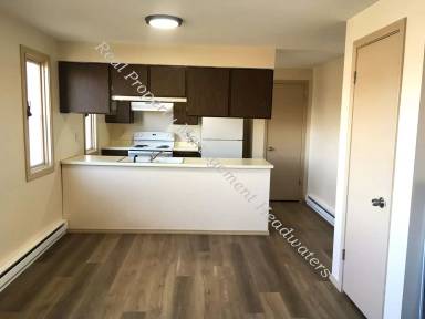 Main picture of 407 N Cherry St