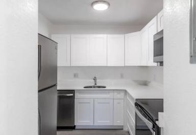 Main picture of Deerfield Gardens Apartments