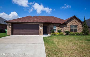 Main picture of 1413 W Walker Dr