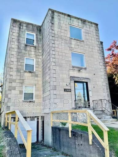 Main picture of 2901 Chartiers Ave