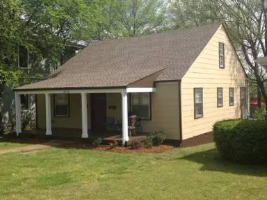 Main picture of 1026 Seymour Ave