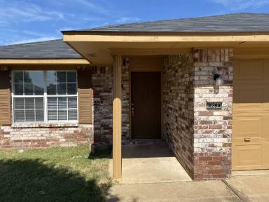 Main picture of 3128 Jerri Ln