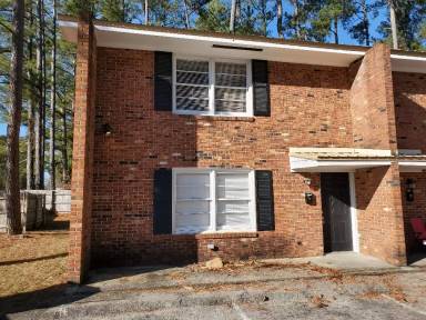 Main picture of 232 W Manchester Rd