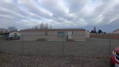 Main picture of 3002 W Snow Ln