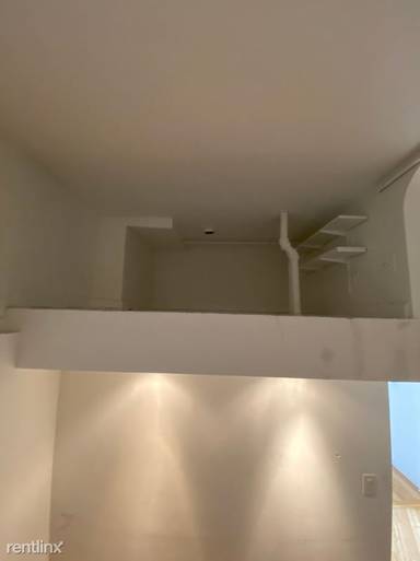 Main picture of 354 E 66th St