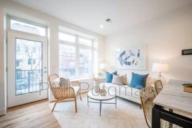 Main picture of 2419 Ontario Rd NW