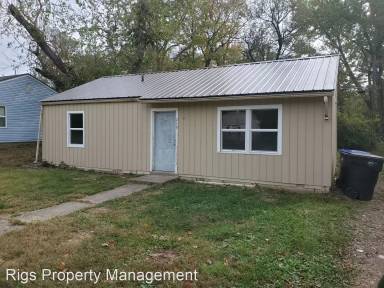Main picture of 219 SE 34th St