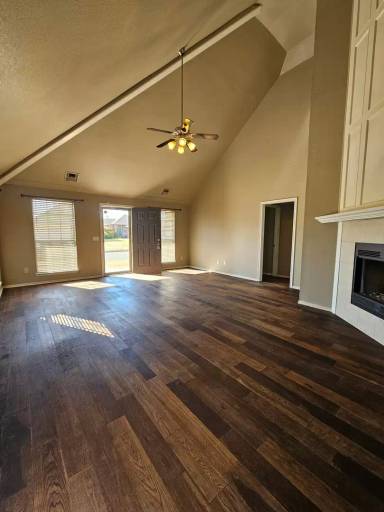 Main picture of 1405 SW 24th St