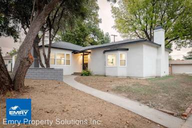 Main picture of 8922 Rathburn Ave