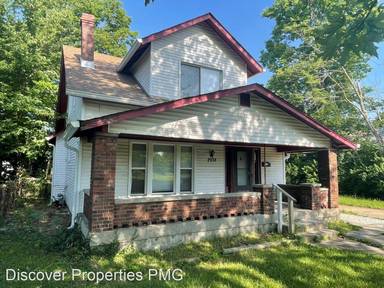 Main picture of 2938 N Arsenal Ave