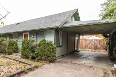 Main picture of 4010 Bell Ave