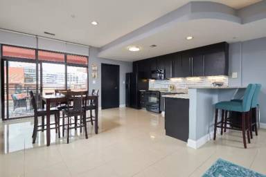 Main picture of River Place South Apartments