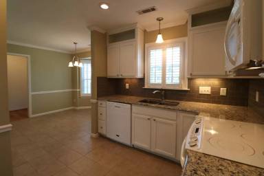 Main picture of 505 Wallridge Dr