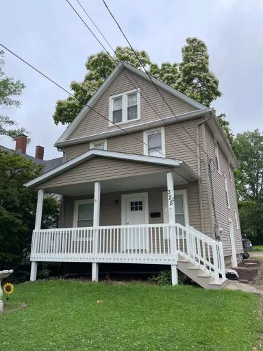 Main picture of 328 Broad St