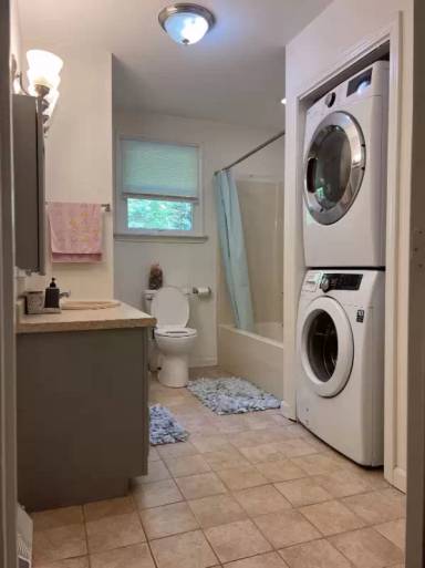 Main picture of 75 Tenney Rd